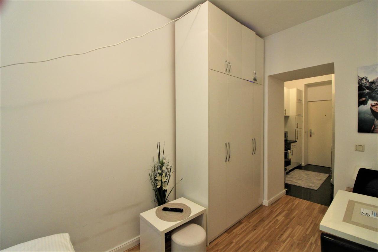 Small Studio Close To City Center Vienne Extérieur photo